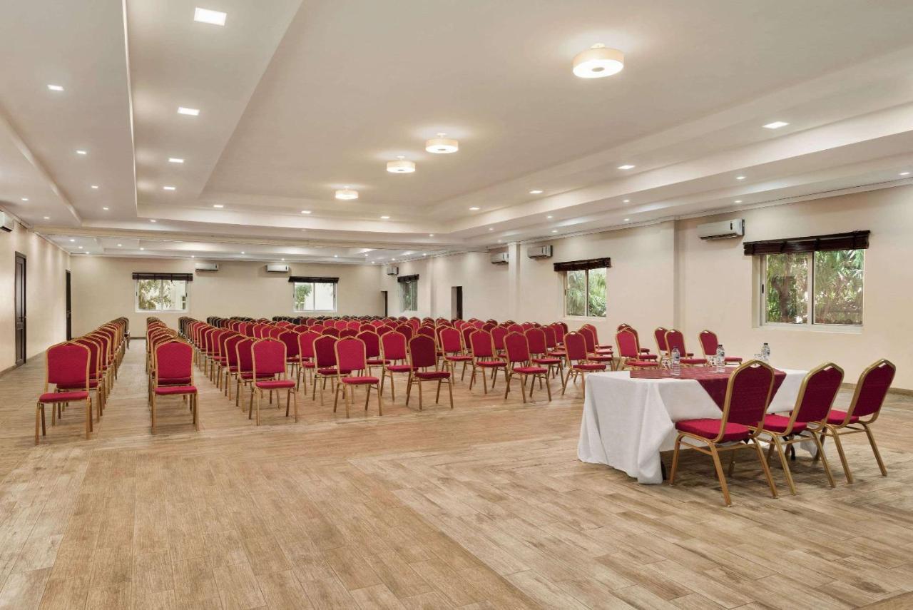 Hawthorn Suites By Wyndham אבוג'ה מראה חיצוני תמונה