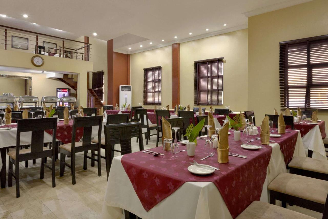 Hawthorn Suites By Wyndham אבוג'ה מראה חיצוני תמונה