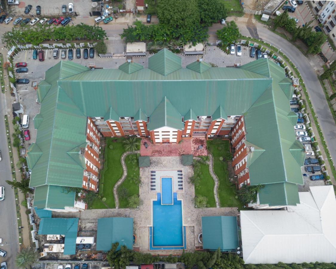 Hawthorn Suites By Wyndham אבוג'ה מראה חיצוני תמונה