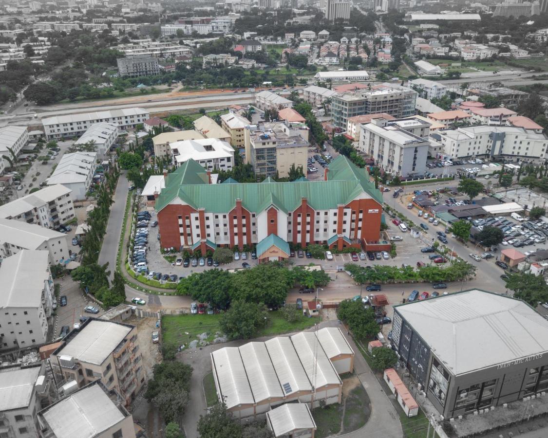 Hawthorn Suites By Wyndham אבוג'ה מראה חיצוני תמונה